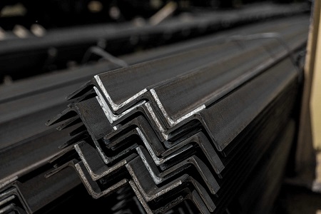 Уголок стальной 32х32х3 мм, 3 м, шт